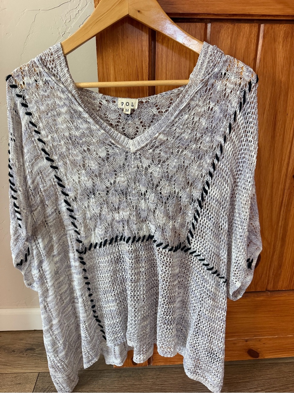 POL Boho Open Knit Hooded Sweater Poncho Shawl Top Gray Purple Size Medium M